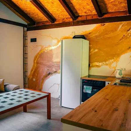 Kucica Na Vodi Alpesi faház *