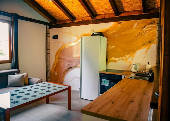 Kucica Na Vodi Chalet *