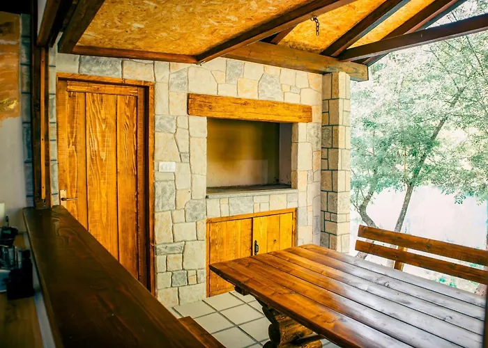 Chalet Kucica Na Vodi *